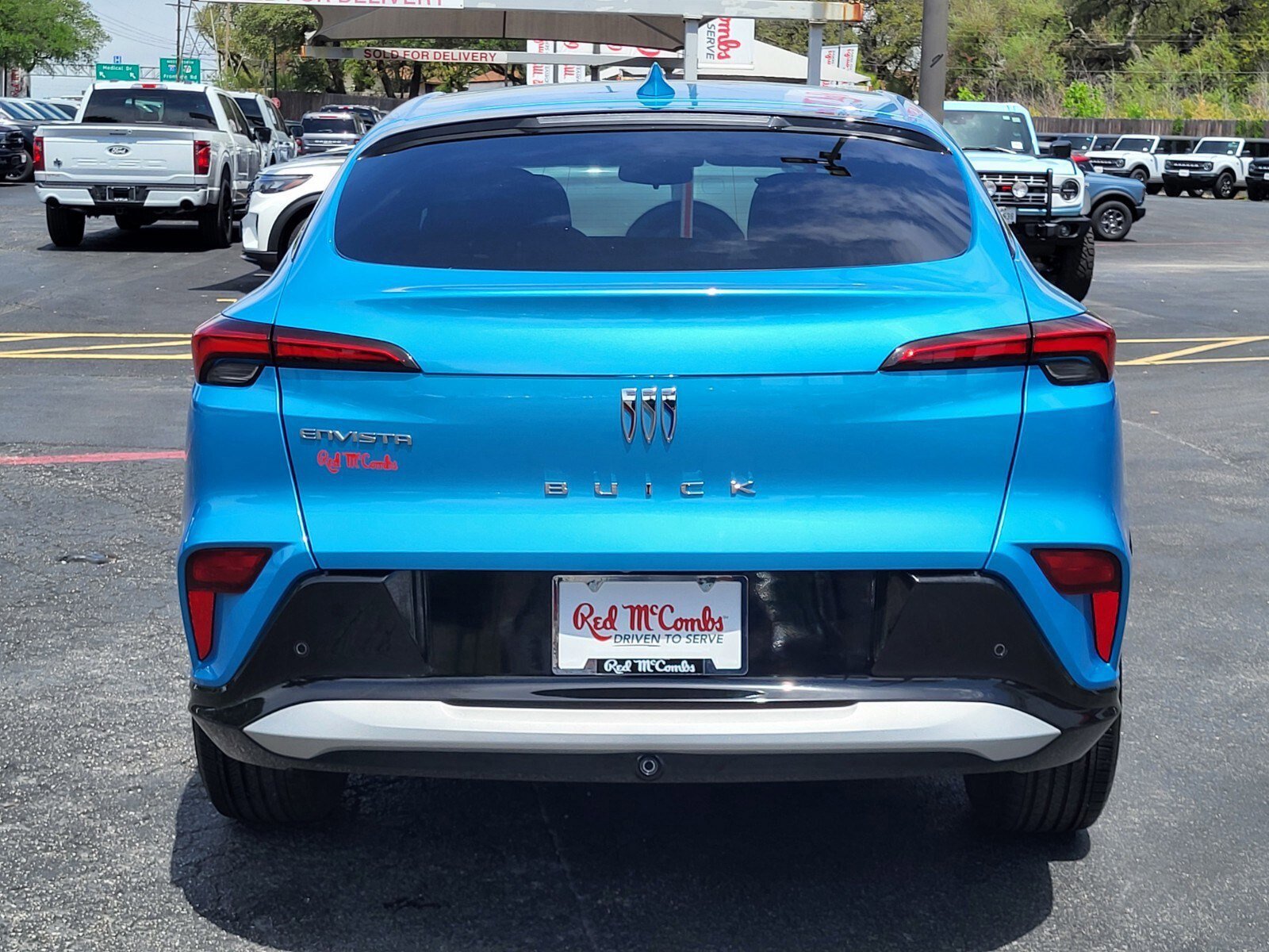 Used 2025 Buick Envista Sport Touring FWD image 4