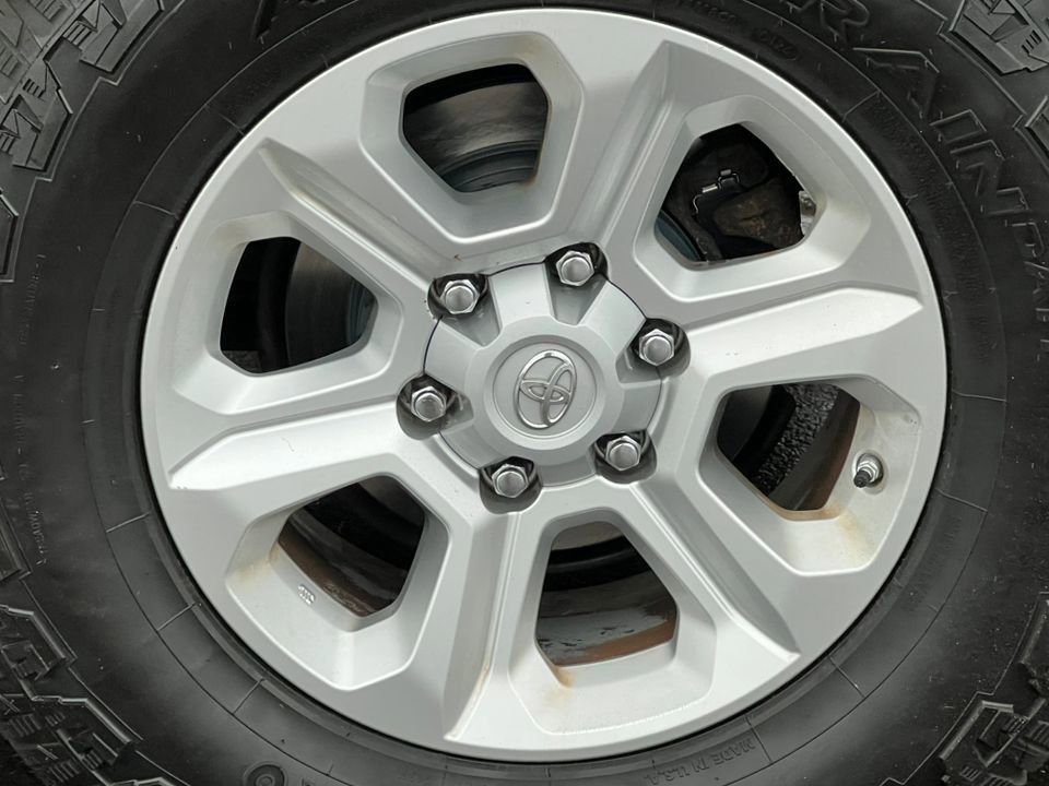 Used 2019 Toyota 4Runner SR5 image 13