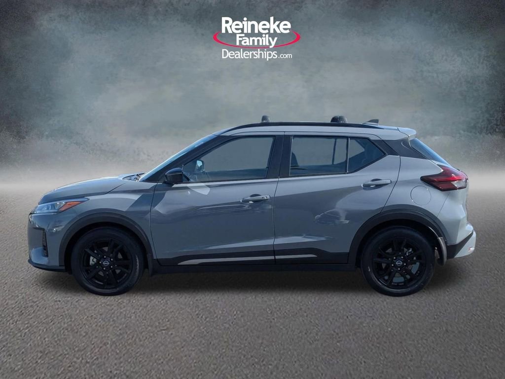Used 2023 Nissan Kicks SR w/ Interior Electronics Package image 8