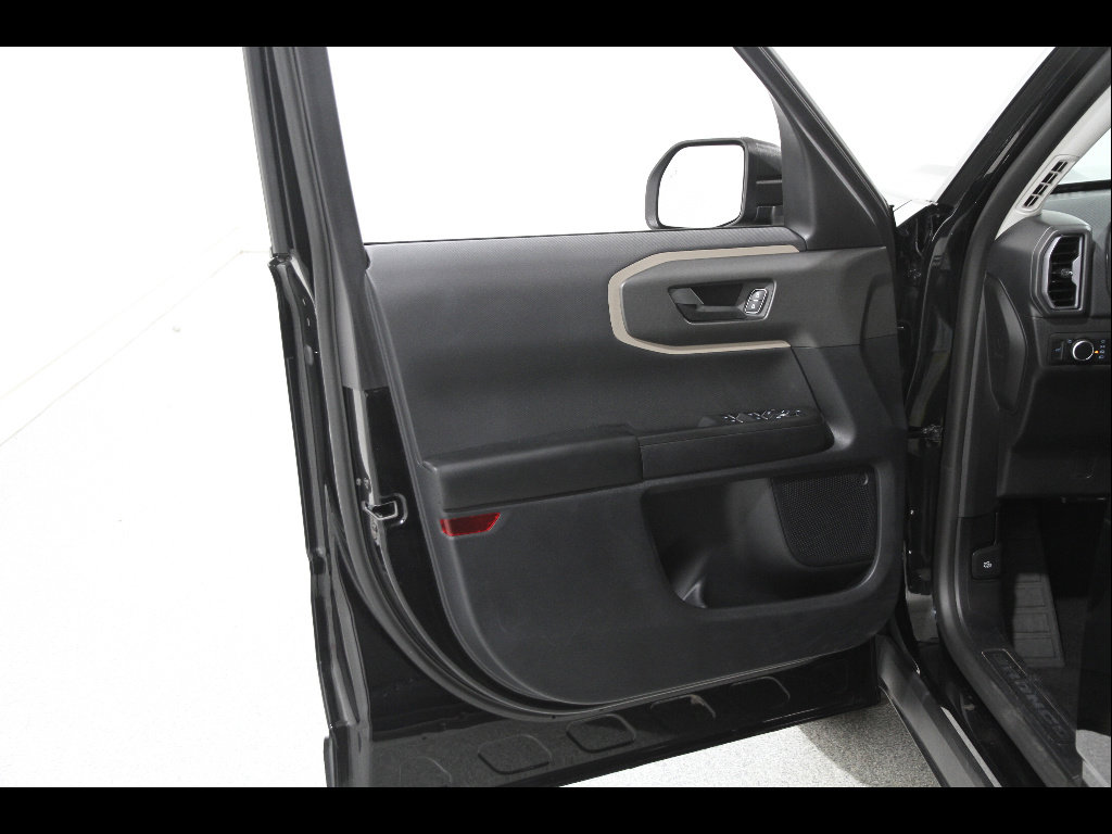 Certified 2025 Ford Bronco Sport Big Bend AWD/4WD image 4