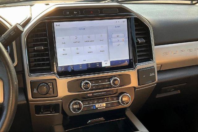 Certified 2022 Ford F250 Lariat w/ Lariat Ultimate Package AWD/4WD image 18