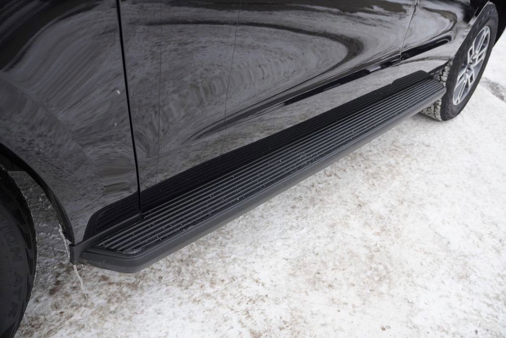 Certified 2025 Ford Expedition Active image 15