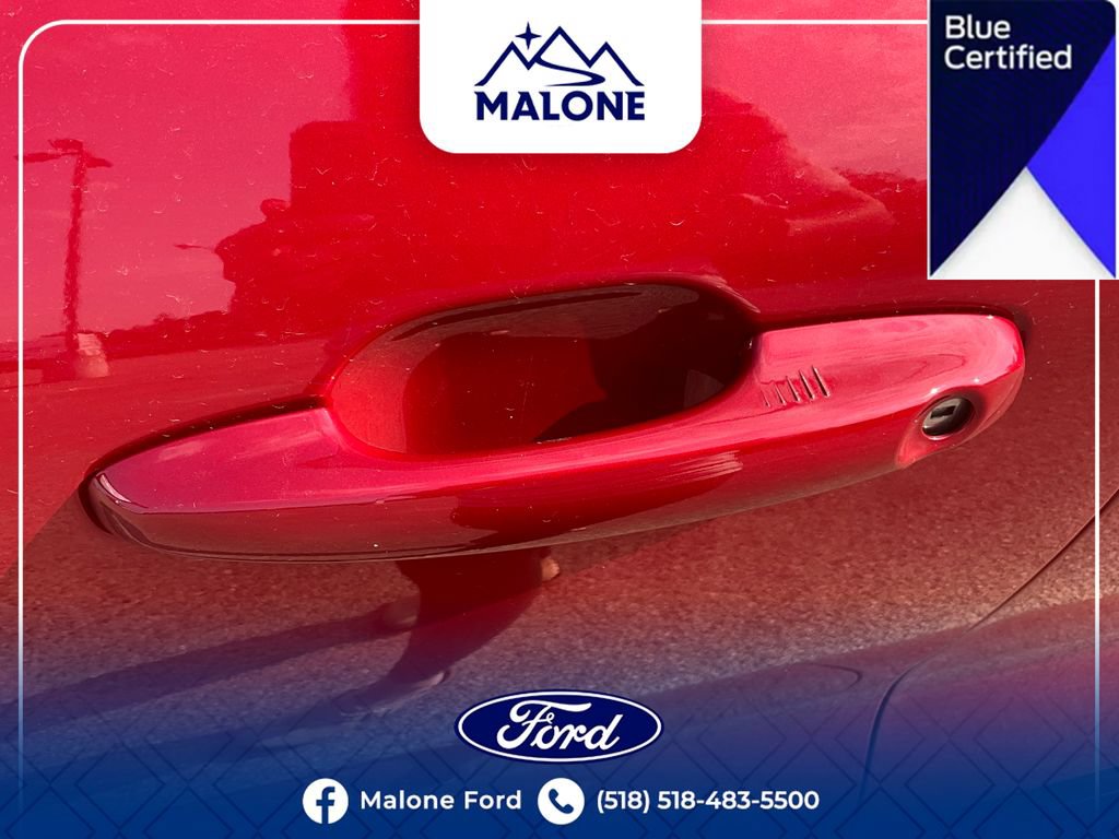 Certified 2022 Ford Escape SE w/ Cold Weather Package AWD/4WD image 15