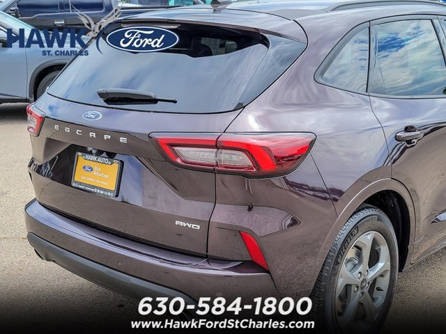 Certified 2023 Ford Escape ST-Line w/ Tech Pack #1 AWD/4WD image 6