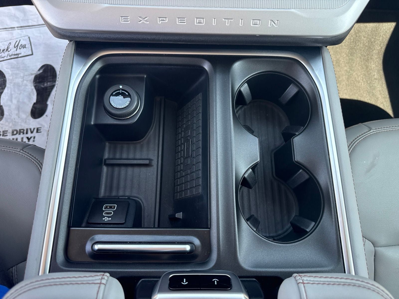 Certified 2025 Ford Expedition Active AWD/4WD image 25