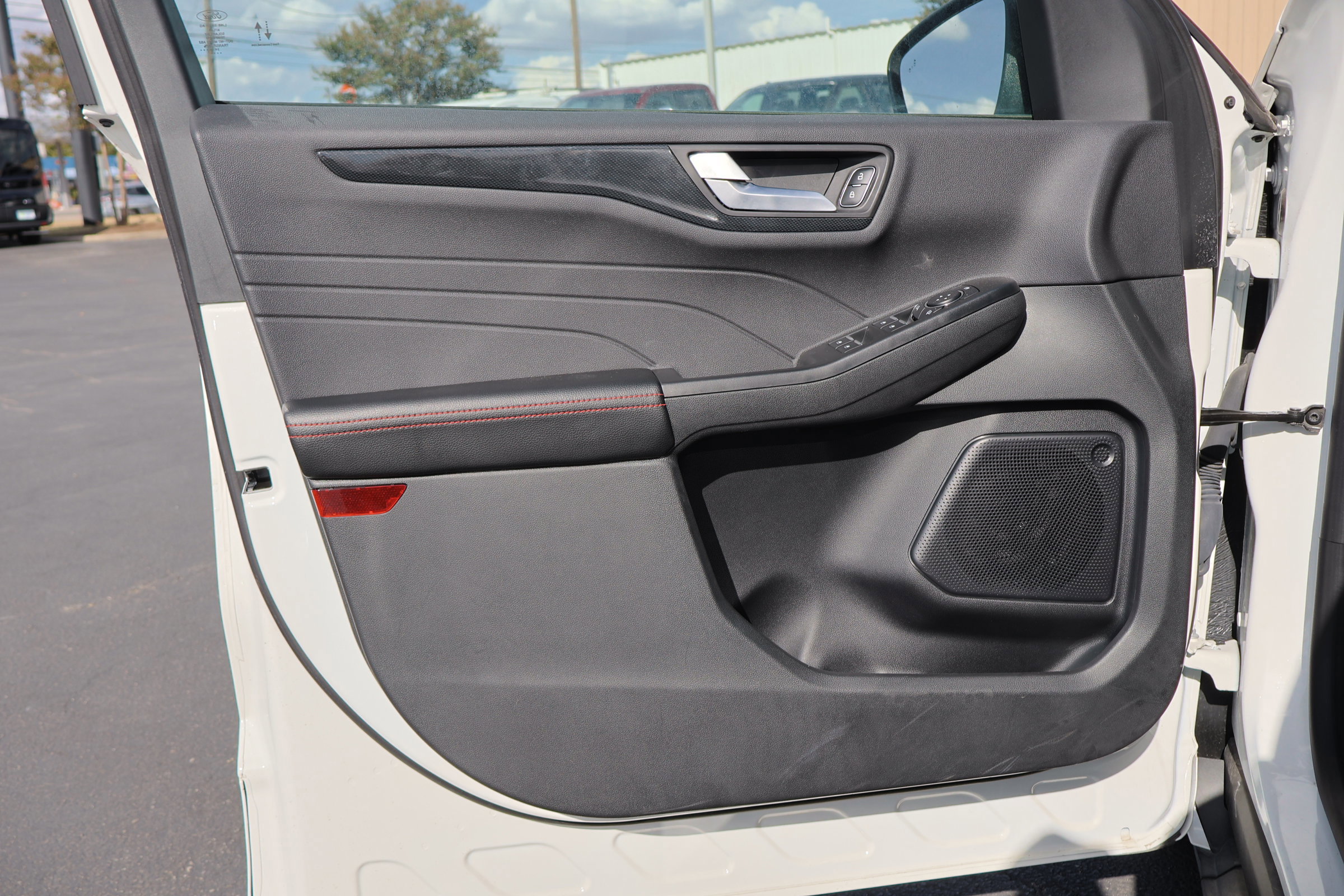 Certified 2024 Ford Escape ST-Line w/ Equipment Group 301A image 18