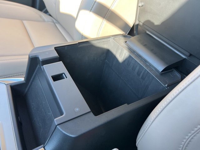 Certified 2023 Ford Explorer XLT w/ Equipment Group 202A image 17