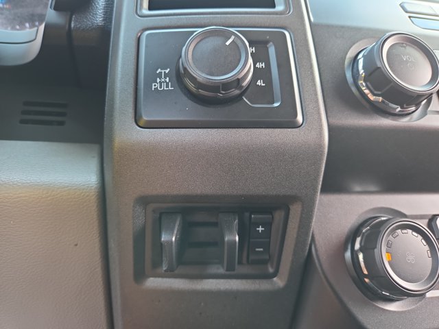 Certified 2019 Ford F250 XL w/ STX Appearance Package AWD/4WD image 25