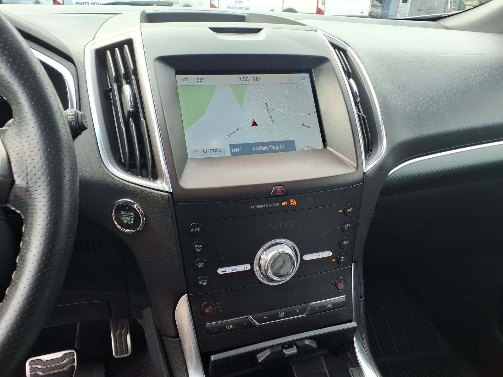 Certified 2020 Ford Edge ST w/ Cold Weather Package AWD/4WD image 9