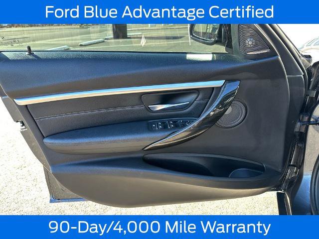 Used 2018 BMW 340i xDrive Sedan AWD/4WD image 12