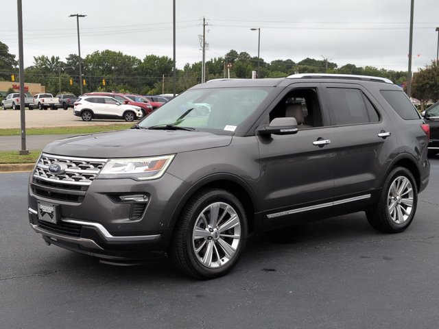 Certified 2019 Ford Explorer Limited w/ Ford Safe & Smart Package AWD/4WD image 8