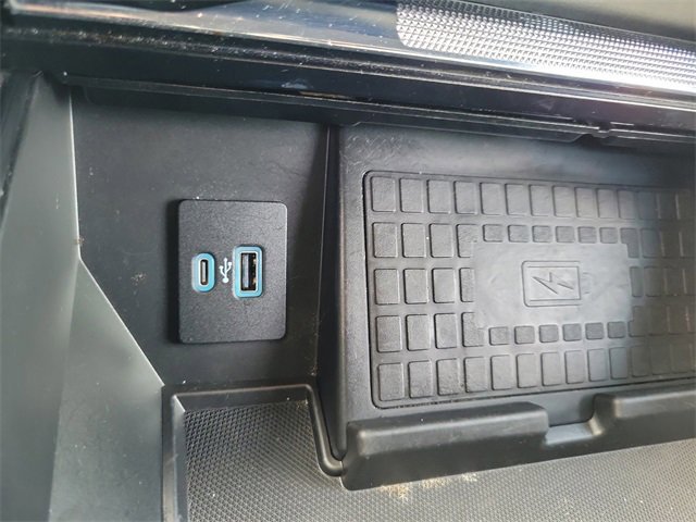 Certified 2022 Ford F150 Platinum w/ Equipment Group 701A High image 29