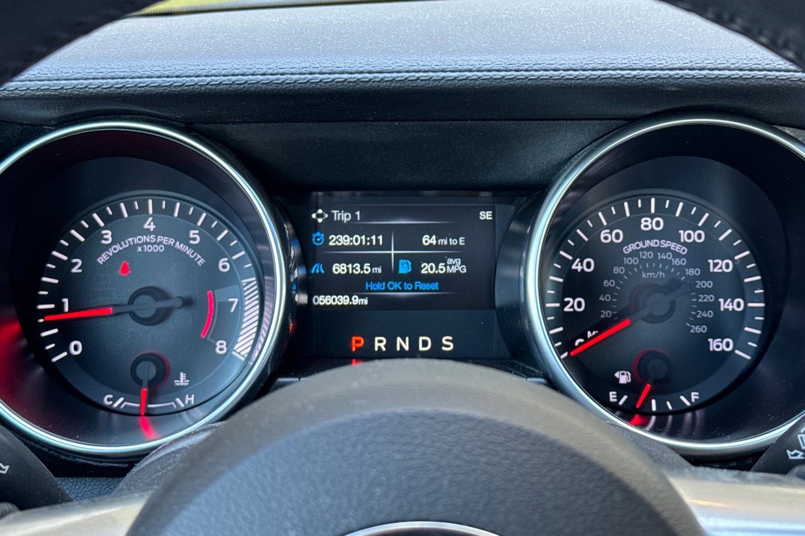 Certified 2018 Ford Mustang Coupe w/ Black Accent Pkg image 24