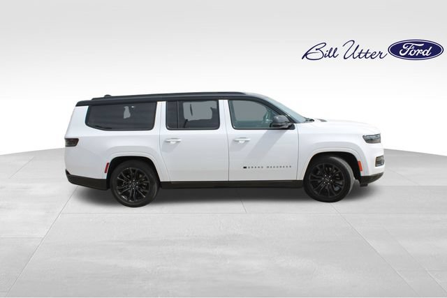 Used 2024 Jeep Grand Wagoneer L Series II w/ Quick Order Packagew 28T AWD/4WD image 4