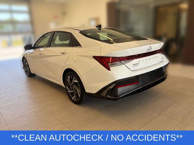 Used 2024 Hyundai Elantra Limited FWD image 3