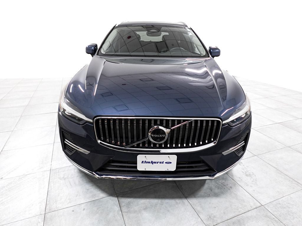 Used 2023 Volvo XC60 T8 Plus AWD/4WD image 3