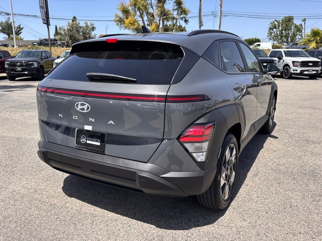 Used 2025 Hyundai Kona SEL FWD image 12