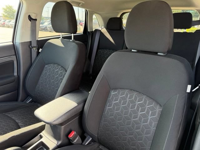 Used 2025 Mitsubishi Outlander Sport AWD image 10