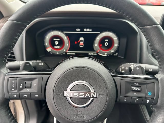 Used 2023 Nissan Rogue Platinum w/ Platinum Premium Package AWD/4WD image 27