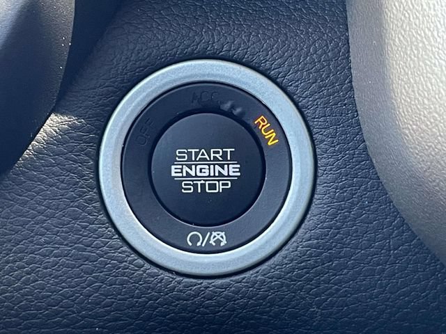 Used 2019 RAM 1500 Laramie AWD/4WD image 17
