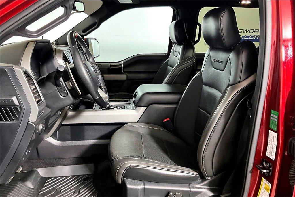 Certified 2019 Ford F150 Raptor w/ Equipment Group 802A Luxury image 20