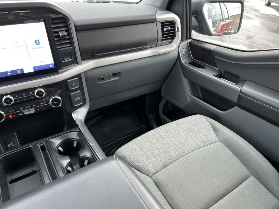 Certified 2022 Ford F150 XLT w/ Equipment Group 302A High image 39