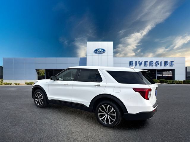 Certified 2022 Ford Explorer ST-Line w/ Class IV Trailer Tow Package RWD image 7