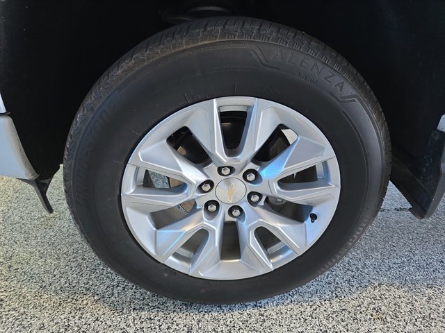 Used 2022 Chevrolet Silverado 1500 Custom image 3