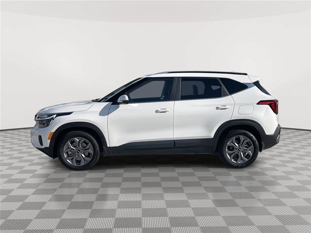 Used 2024 Kia Seltos S AWD/4WD image 2