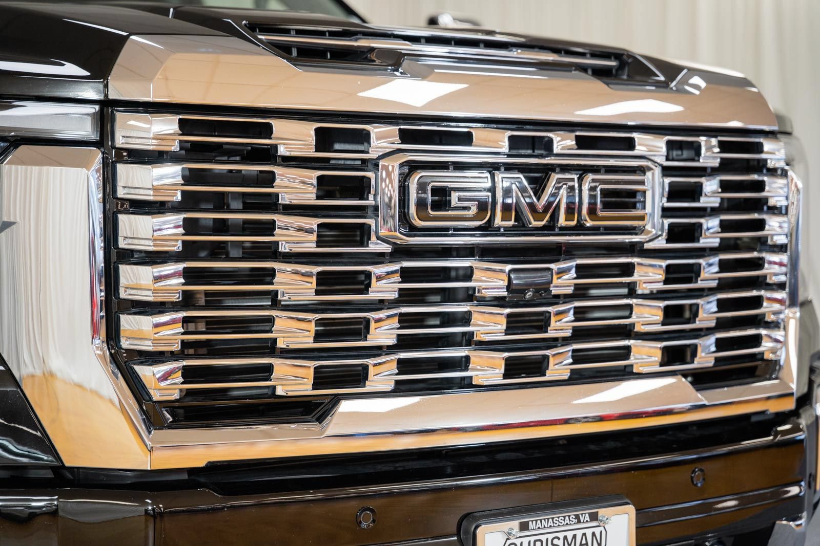 Used 2024 GMC Sierra 2500 Denali AWD/4WD image 10