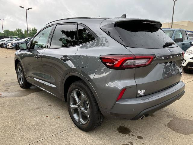 Certified 2024 Ford Escape ST-Line w/ Tech Pack #1 AWD/4WD image 4