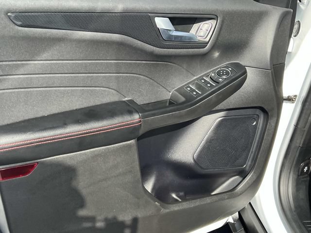 Certified 2023 Ford Escape ST-Line AWD/4WD image 15