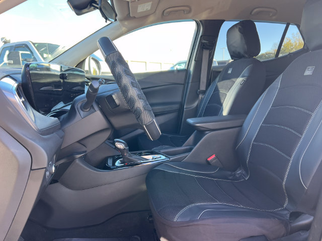 Used 2024 Buick Encore GX Sport Touring AWD/4WD image 3