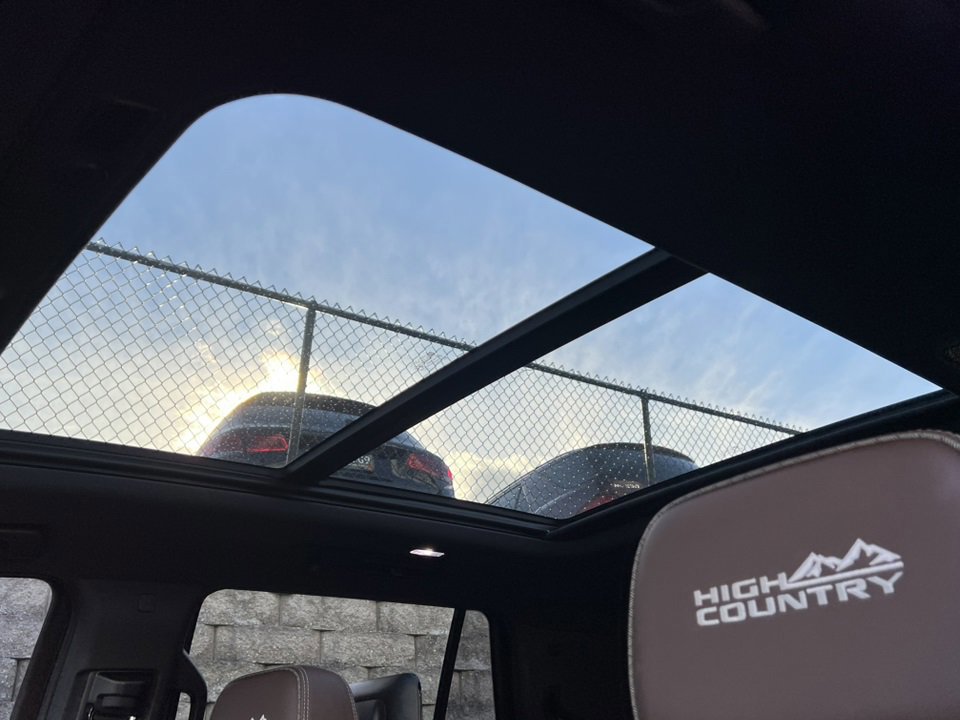 Used 2021 Chevrolet Tahoe High Country image 14