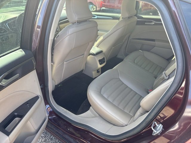 Certified 2017 Ford Fusion SE w/ Fusion SE Technology Package image 14