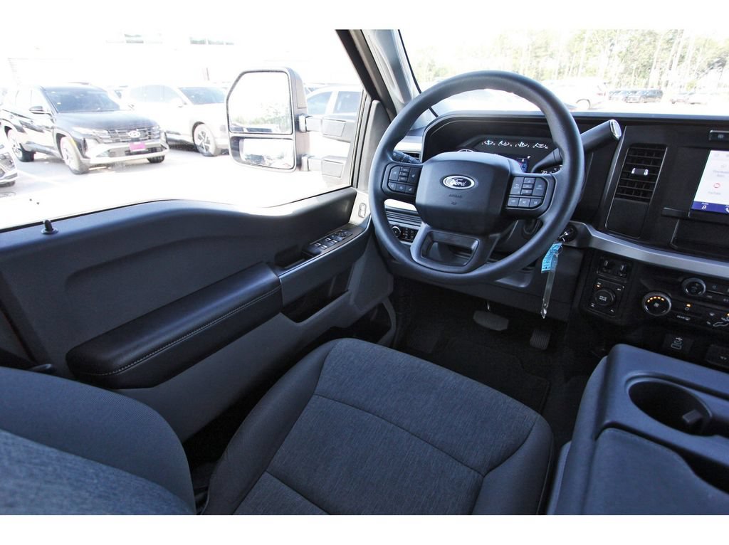 Certified 2024 Ford F250 XL w/ STX Appearance Package AWD/4WD image 10