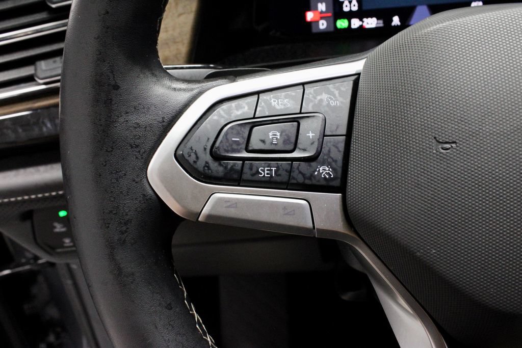 Used 2024 Volkswagen Atlas SE AWD/4WD image 27
