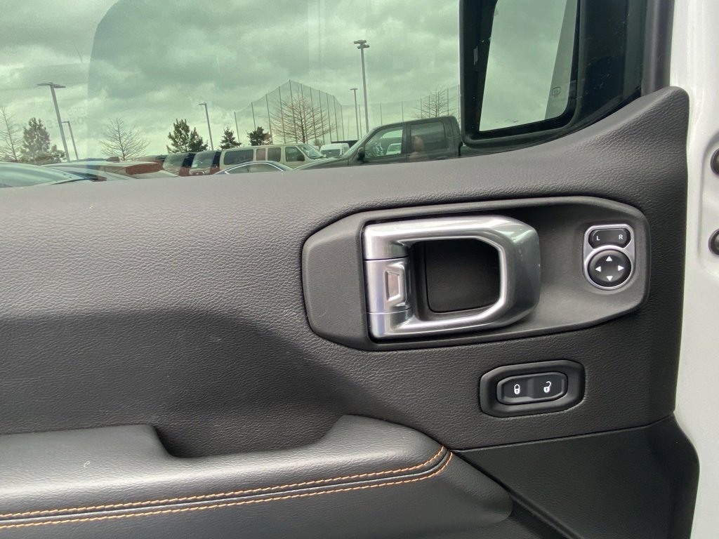 Used 2021 Jeep Gladiator Mojave image 10