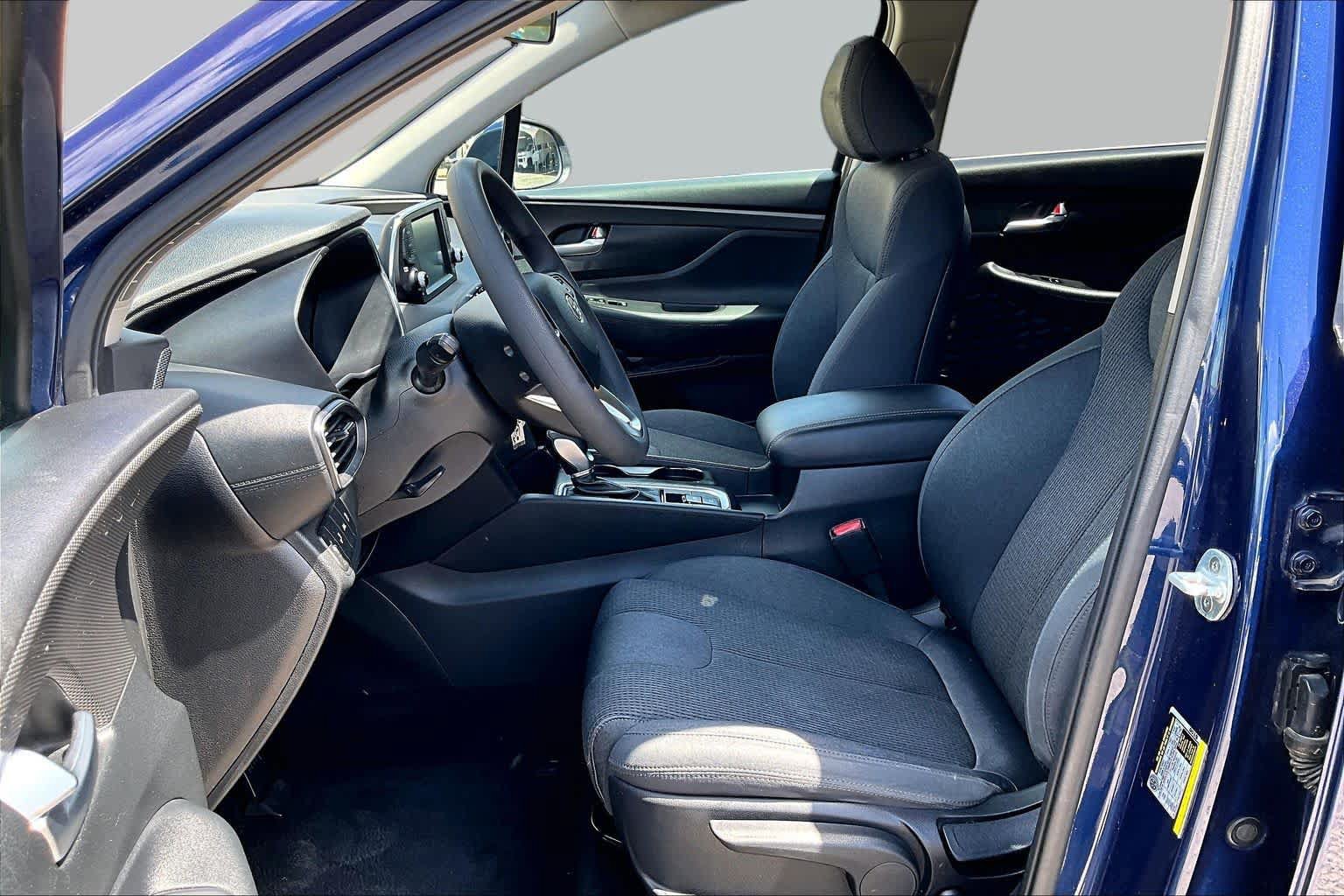 Used 2019 Hyundai Santa Fe SE FWD image 10