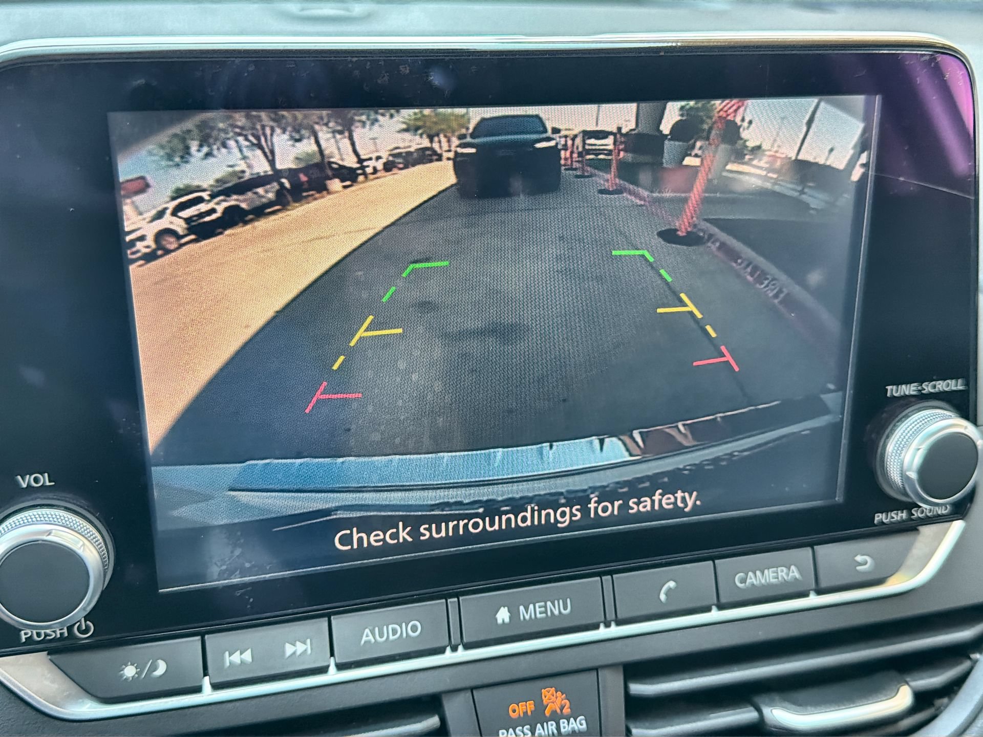 Used 2020 Nissan Altima 2.5 SV FWD image 17