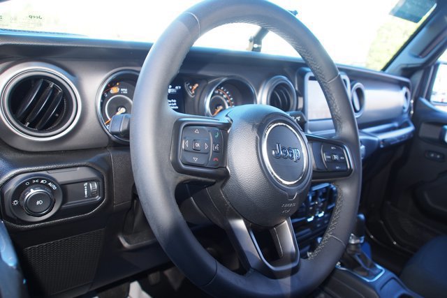 Used 2023 Jeep Wrangler Sport image 15
