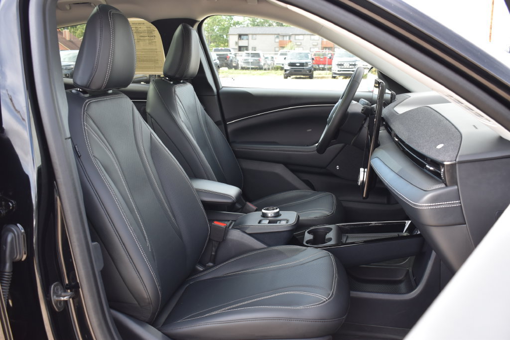 Certified 2023 Ford Mustang Mach-E Premium AWD/4WD image 32