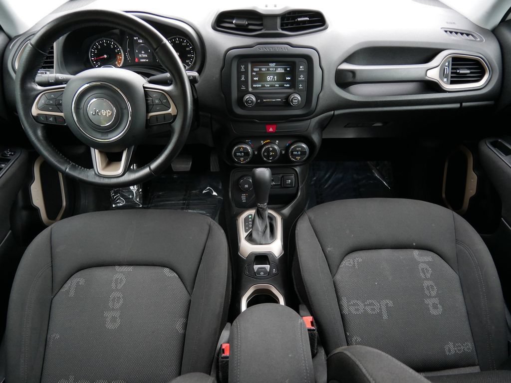 Used 2017 Jeep Renegade Latitude w/ Popular Equipment Group AWD/4WD image 13