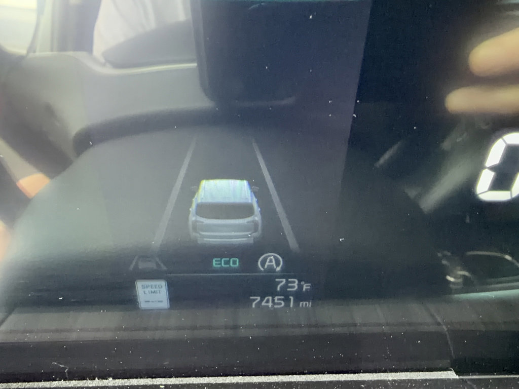 Used 2025 Kia Telluride EX image 19