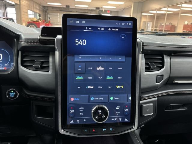 Certified 2022 Ford Expedition Platinum image 8