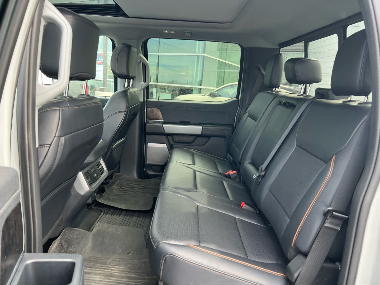 Certified 2026 Ford F350 Lariat w/ Lariat Ultimate Package AWD/4WD image 25
