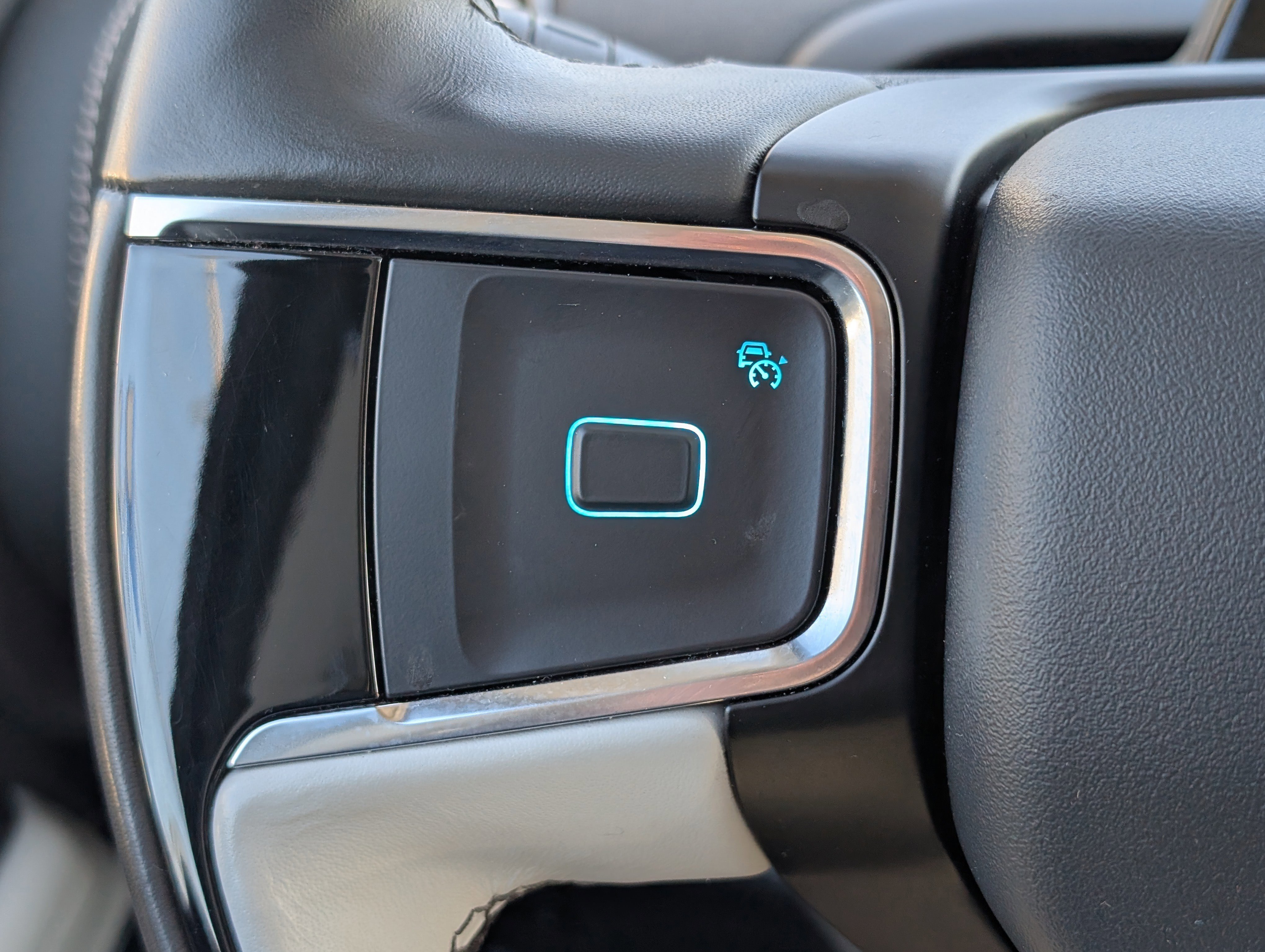 Certified 2025 Ford Expedition Platinum image 29