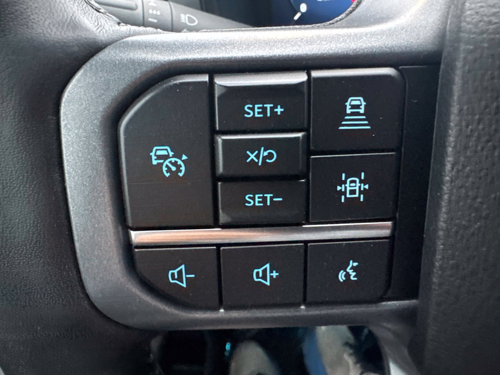 Certified 2024 Ford F150 Lariat AWD/4WD image 20