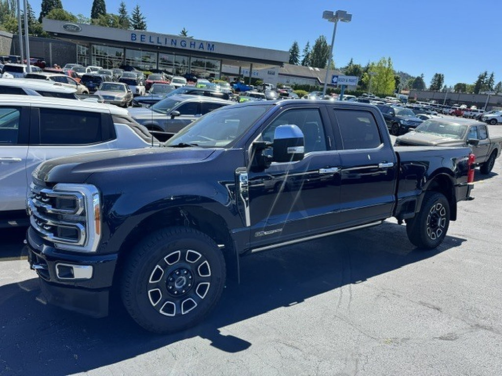 Certified 2023 Ford F350 Platinum w/ FX4 Off-Road Package AWD/4WD image 4