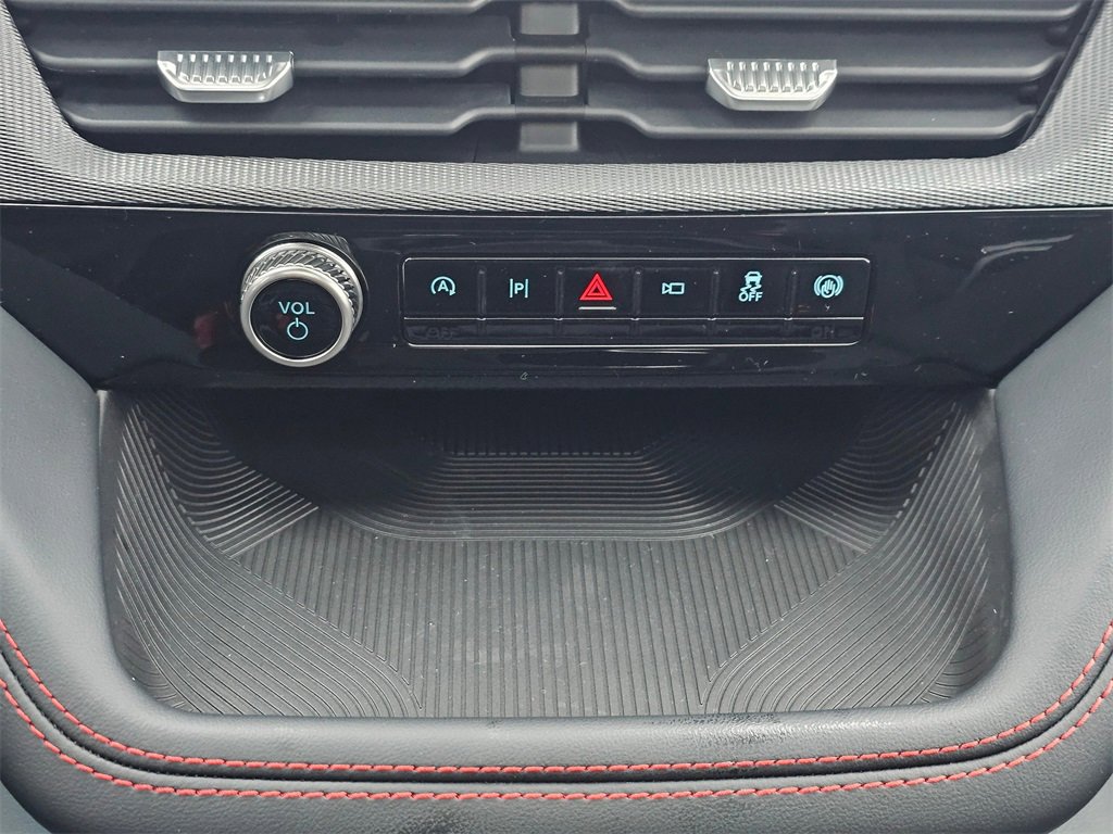 Certified 2026 Ford Explorer ST-Line w/ ST-Line Street Pack image 32